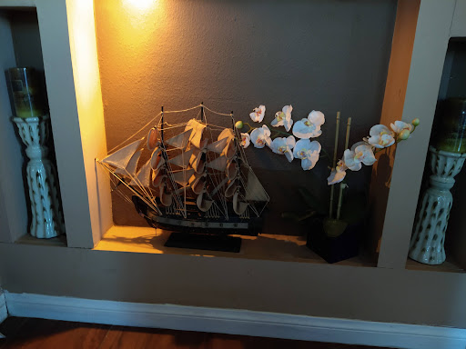 Sun Shine Foot Massage