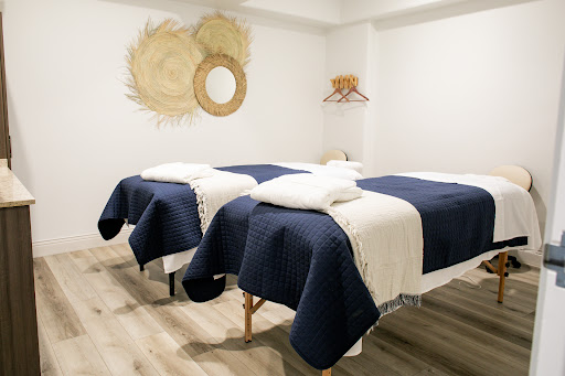 Float Mandalay Beach