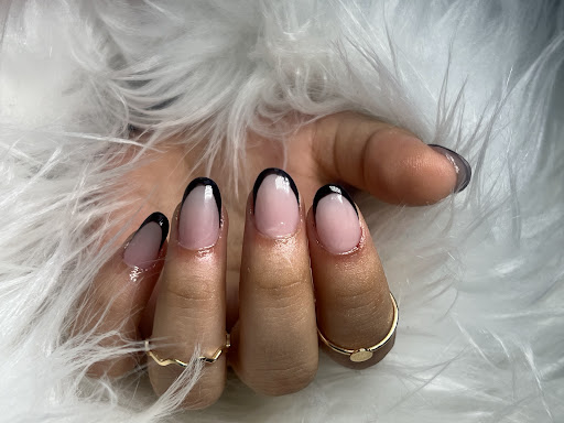 Muñecas nails spa