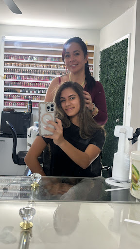 Idalmis Beauty Salon & Spa