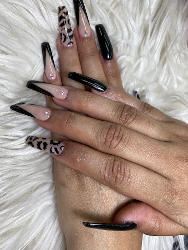 Amore Nails Spa