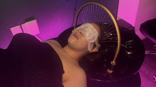Pink Ivy Head Spa