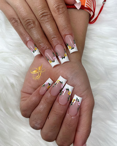Super Spa Nails