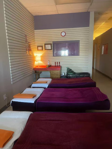 Sunny Spa Massage