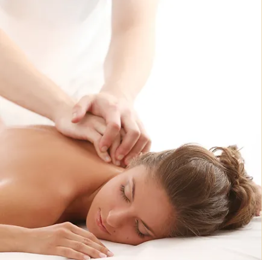 D Best Massage & Head Spa