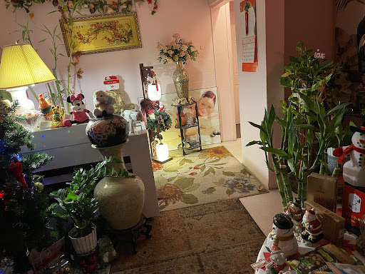 Golden Asian spa massage