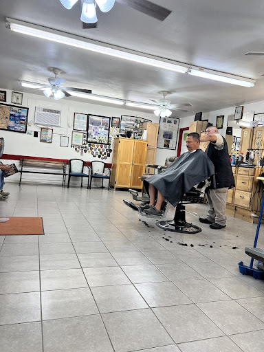 Luis Barber Shop