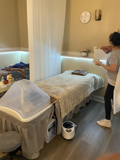 Elite Massage | Foot & Head Spa