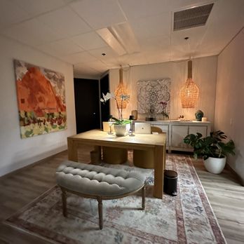 Space Massage Studio Midtown – Masaje espacial y relajación en el centro