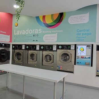 Lavandería My Laundromat: Servicio de Lavado Automático y Cuidado de Ropa