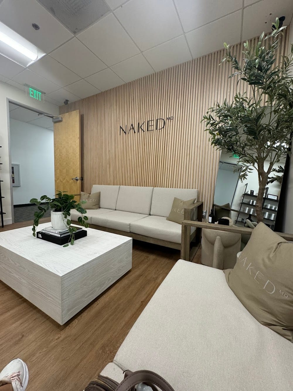 NakedMD Med Spa Chula Vista 1 NakedMD Med Spa en Chula Vista – Tratamientos de Belleza y Relajación Premium