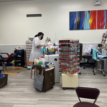 Da‑Vi Nails Donna – Uñas de Gel Artísticas, Tendencias 2024, Diseños Elegantes y Duraderos