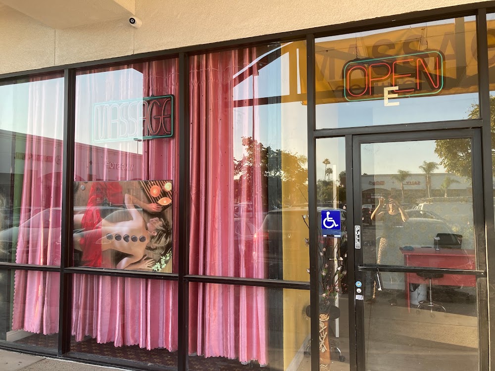 Masaje de Lujo en Royalty SPA – Relajación y Bienestar Premium